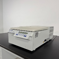 Eppendorf 5417R Refrigerated Centrifuge image 1